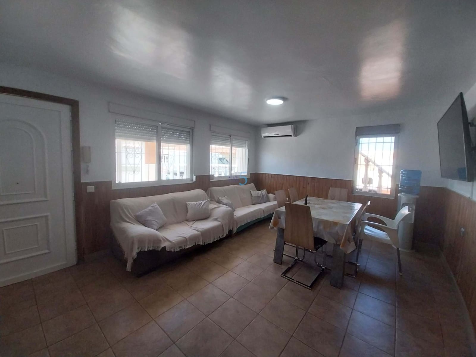 3 quarto Bungalow para venda em Torrevieja com garagem - 162 000 € (Ref: 9138652)