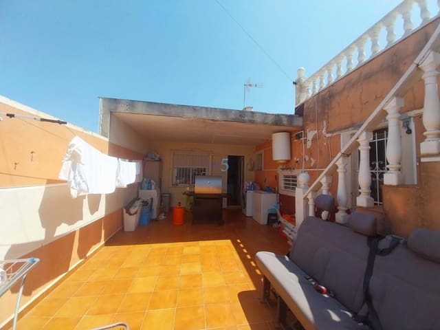 3 quarto Bungalow para venda em Torrevieja com garagem - 162 000 € (Ref: 9138652)