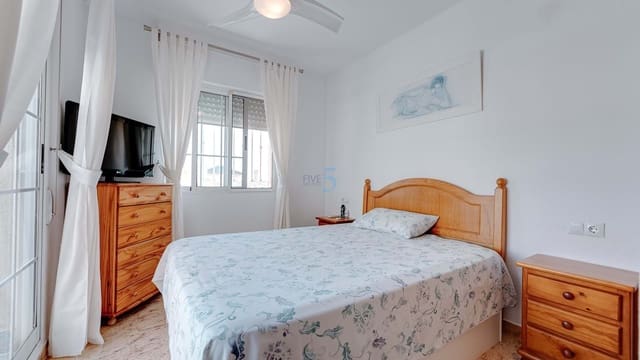 Chalet de 3 habitaciones en Villamartin, Orihuela en venta con piscina - 219.000 € (Ref: 9143249)