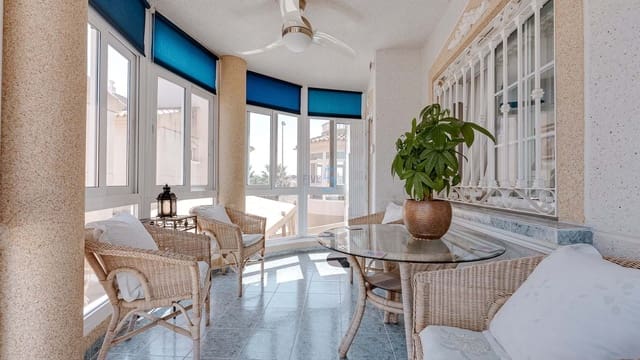 Chalet de 3 habitaciones en Villamartin, Orihuela en venta con piscina - 219.000 € (Ref: 9143249)