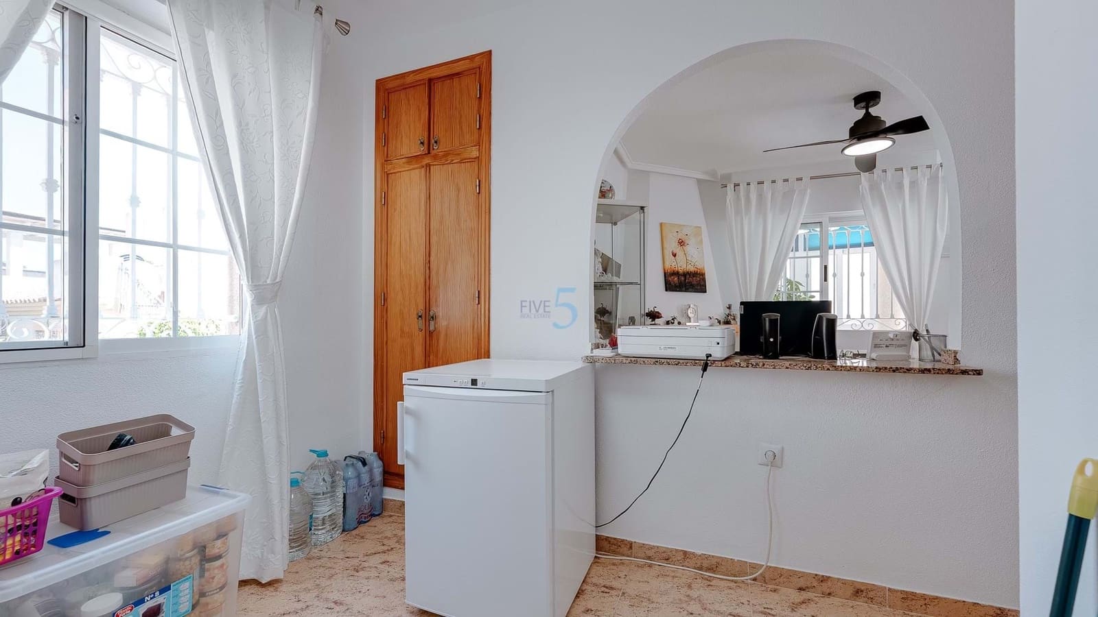 3 bedroom Villa for sale in Villamartin with pool - € 219,000 (Ref: 9143249)