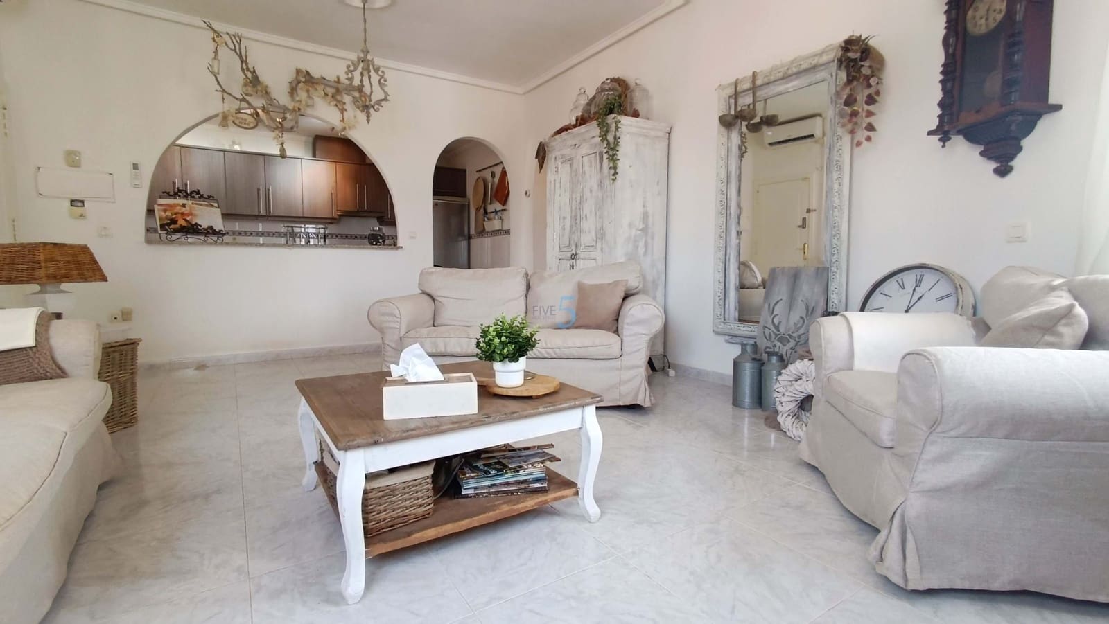 Chalet de 4 habitaciones en Ciudad Quesada en venta con piscina - 399.500 € (Ref: 9143278)