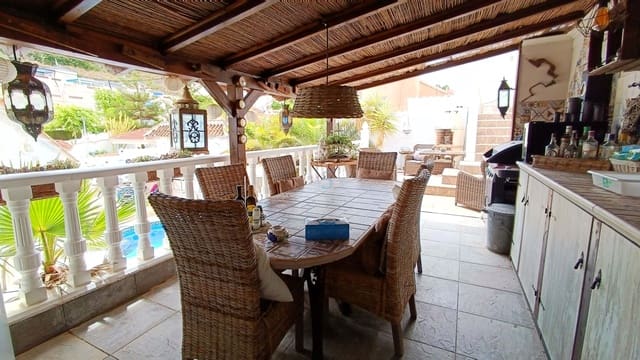 4 camera da letto Villa in vendita in Ciudad Quesada, Rojales con piscina - 399.500 € (Rif: 9143278)