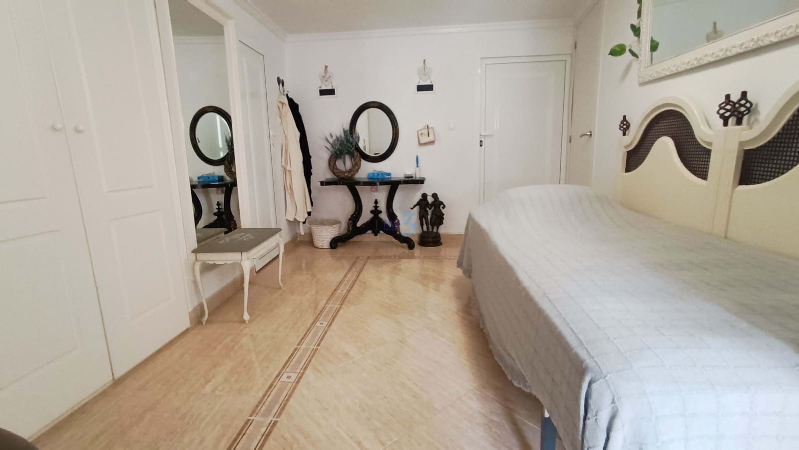 Chalet de 4 habitaciones en Ciudad Quesada en venta con piscina - 399.500 € (Ref: 9143278)