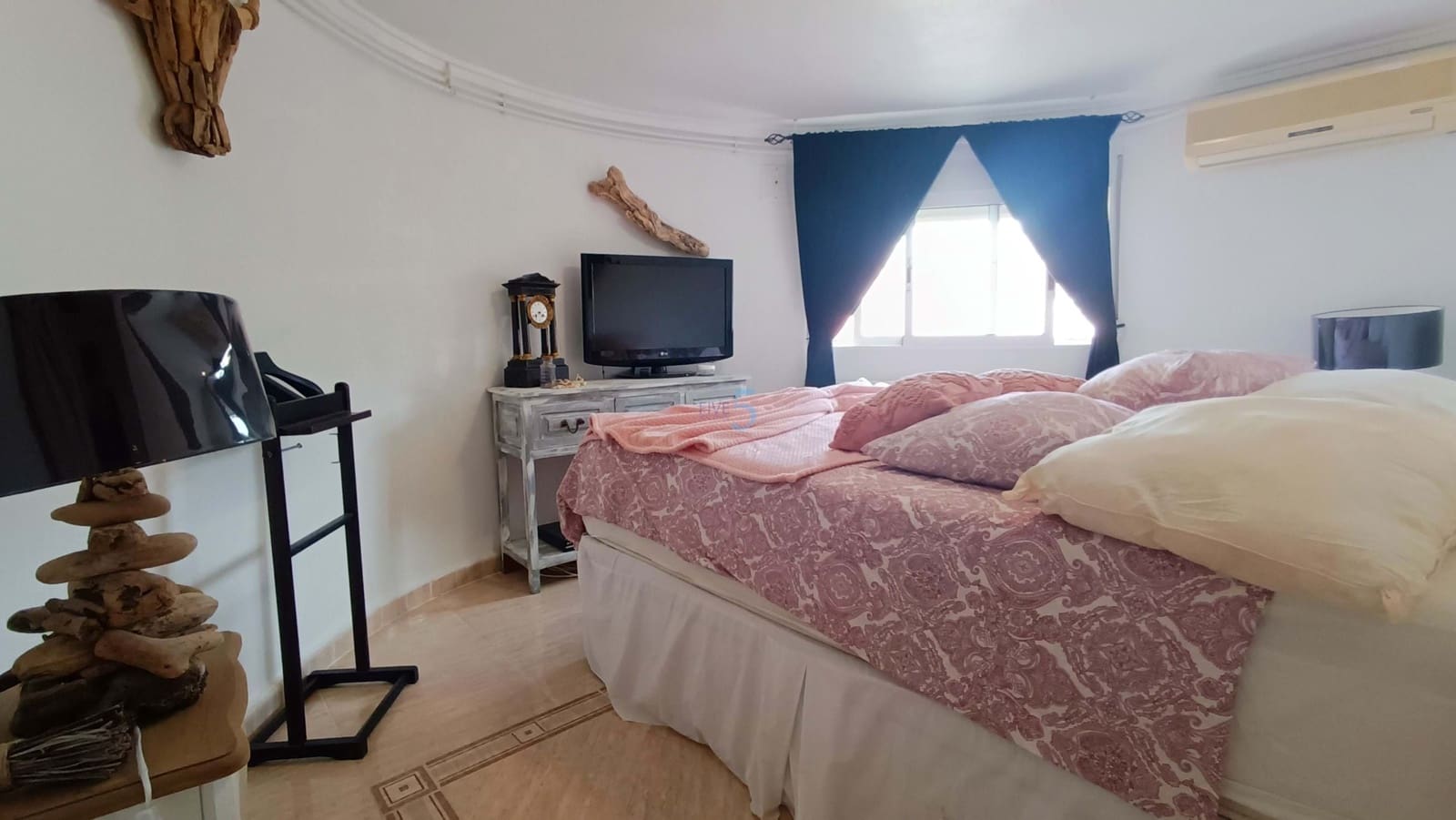 Chalet de 4 habitaciones en Ciudad Quesada en venta con piscina - 399.500 € (Ref: 9143278)