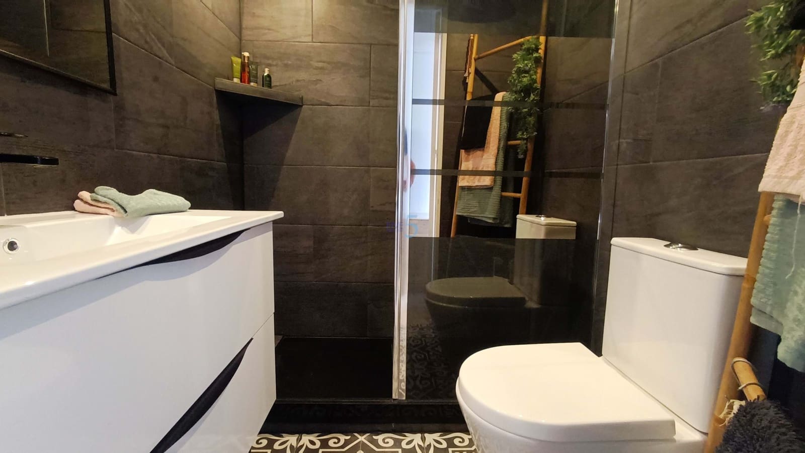 Chalet de 4 habitaciones en Ciudad Quesada en venta con piscina - 399.500 € (Ref: 9143278)