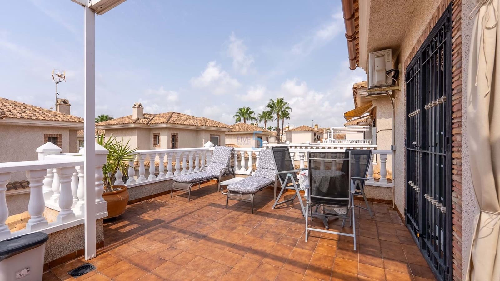 3 soveværelse Villa til salg i Los Dolses med swimmingpool garage - € 315.000 (Ref: 9144391)