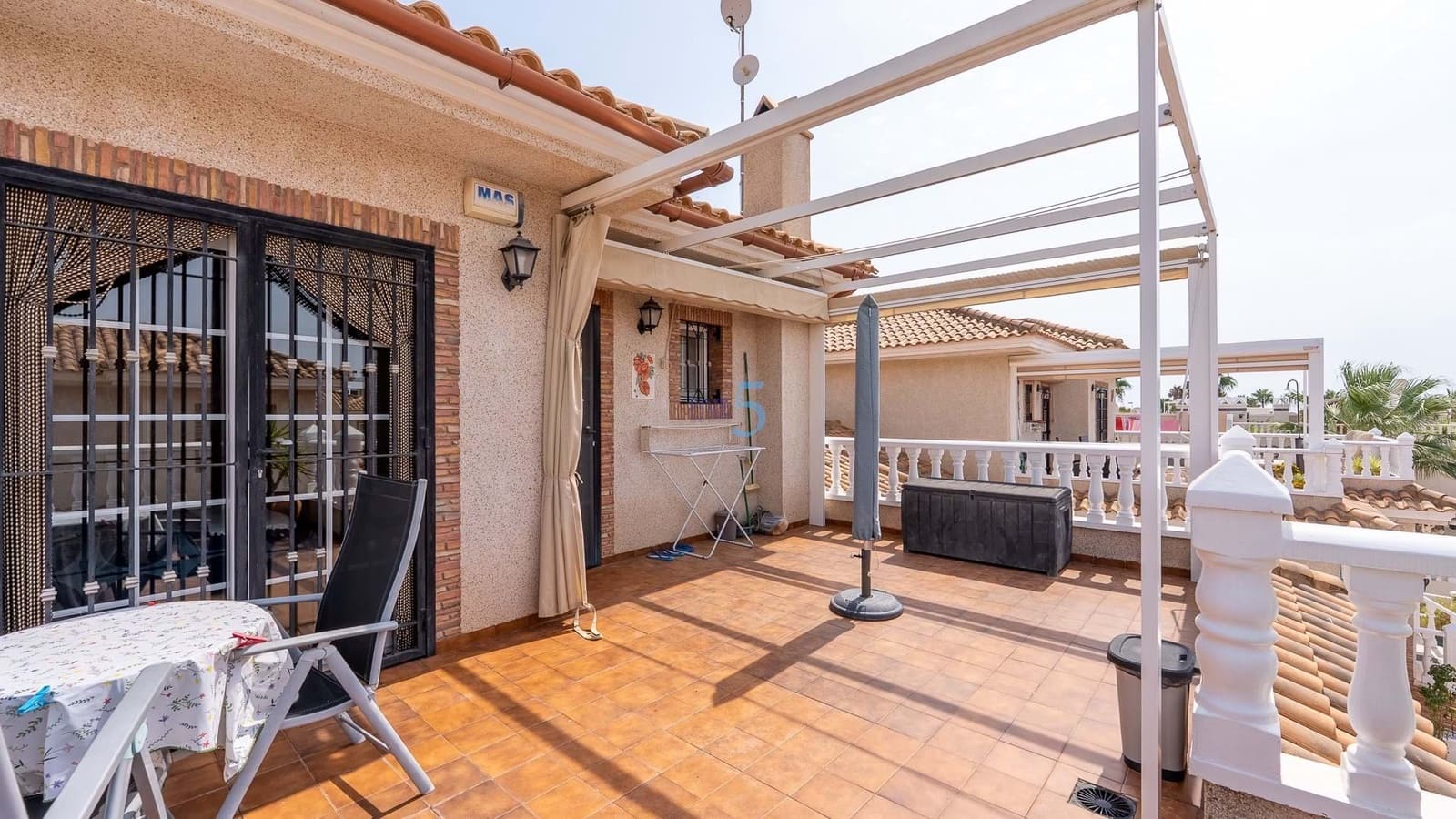 3 soveværelse Villa til salg i Los Dolses med swimmingpool garage - € 315.000 (Ref: 9144391)