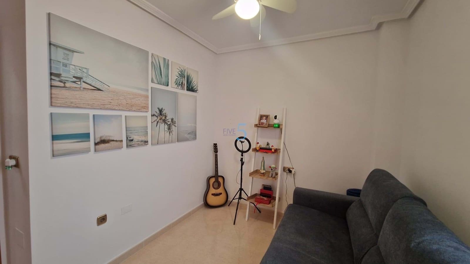 Apartamento de 2 habitaciones en Orihuela Costa en venta con piscina garaje - 159.000 € (Ref: 9146407)