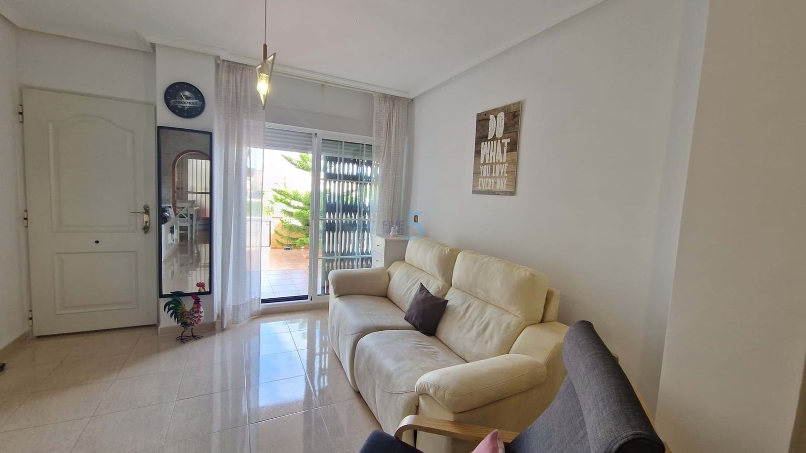 Apartamento de 2 habitaciones en Orihuela Costa en venta con piscina garaje - 159.000 € (Ref: 9146407)