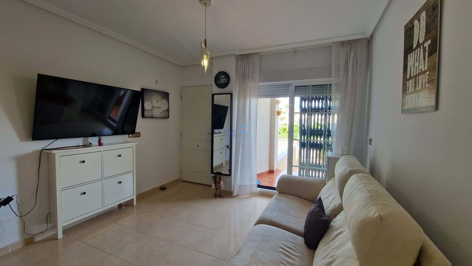 Apartamento de 2 habitaciones en Orihuela Costa en venta con piscina garaje - 159.000 € (Ref: 9146407)