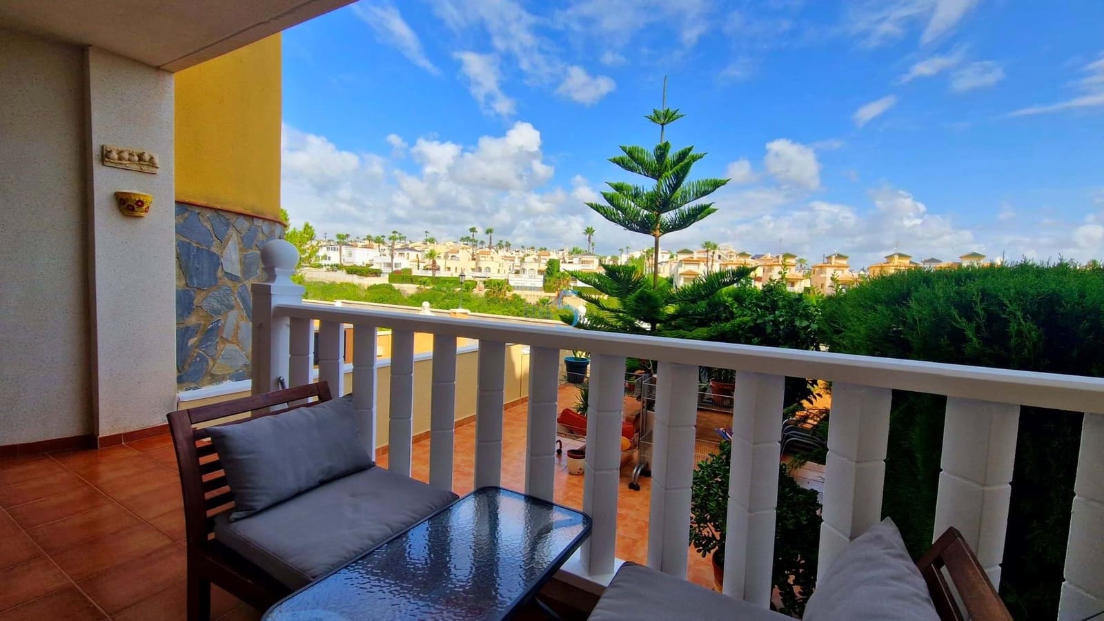 Apartamento de 2 habitaciones en Orihuela Costa en venta con piscina garaje - 159.000 € (Ref: 9146407)