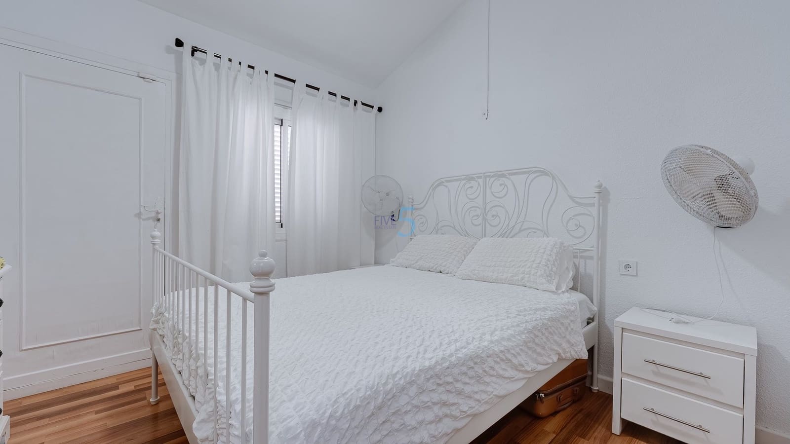 3 chambre Maison de Ville à vendre à Torrevieja avec piscine - 249 950 € (Ref: 9146632)