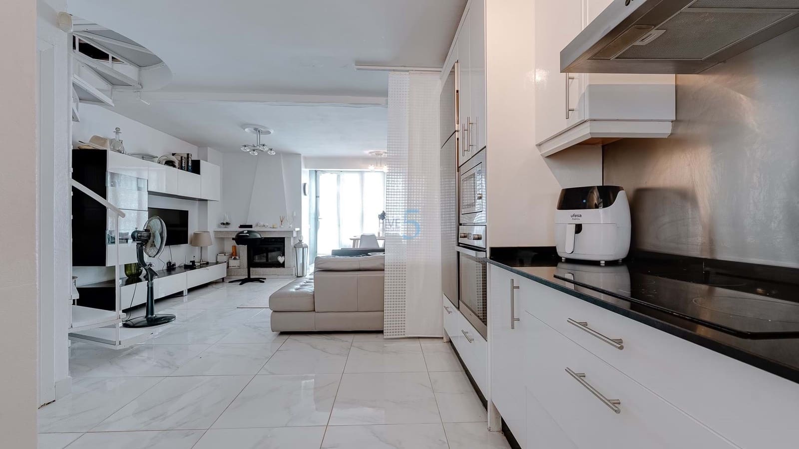 3 chambre Maison de Ville à vendre à Torrevieja avec piscine - 249 950 € (Ref: 9146632)