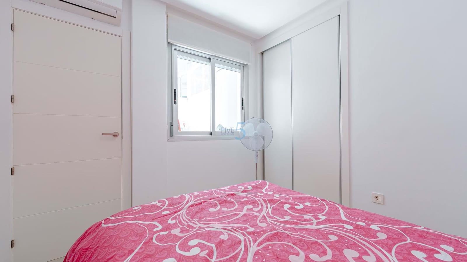 2 soveværelse Lejlighed til salg i La Florida med swimmingpool garage - € 194.000 (Ref: 9147708)