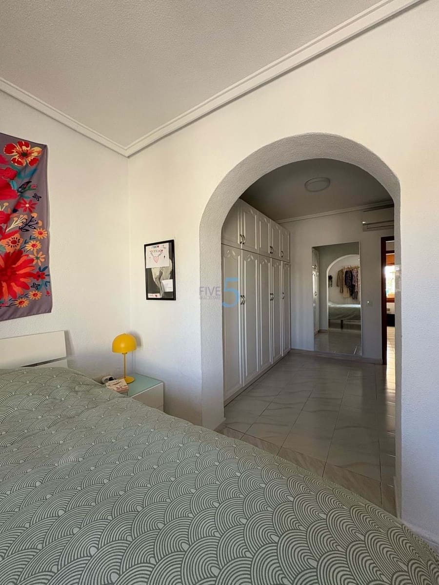 Chalet de 4 habitaciones en Ciudad Quesada en venta con piscina garaje - 575.000 € (Ref: 9150980)