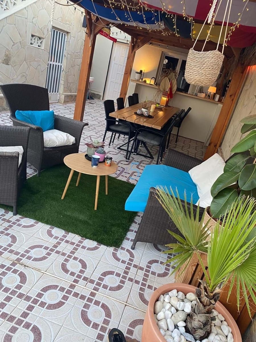 Chalet de 4 habitaciones en Ciudad Quesada en venta con piscina garaje - 575.000 € (Ref: 9150980)