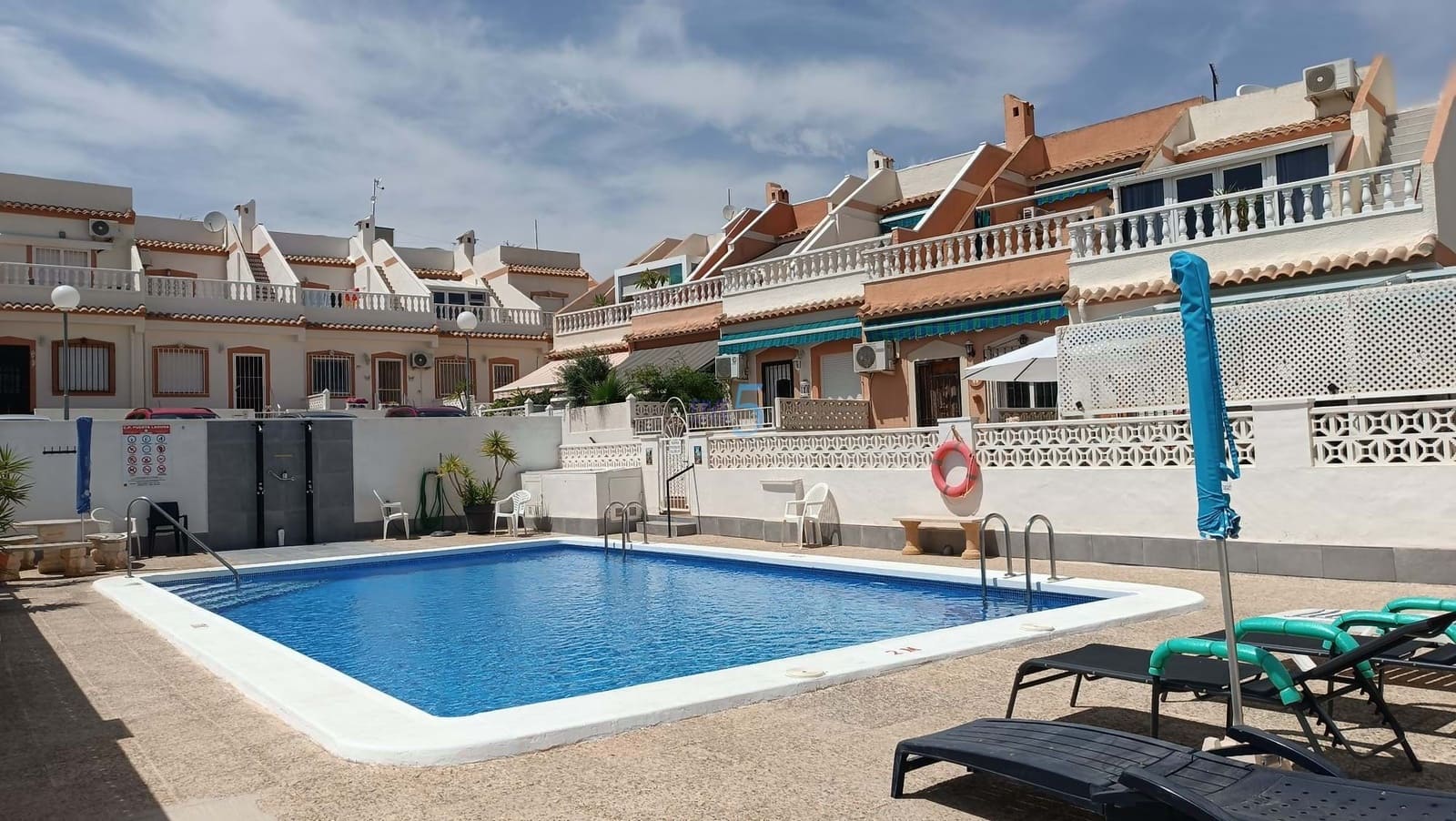 2 quarto Casa em Banda para venda em San Miguel de Salinas com piscina garagem - 135 000 € (Ref: 9150981)