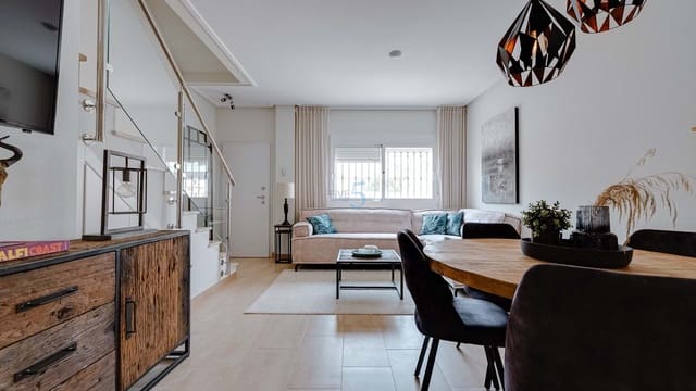 3 sovrum Hus till salu i Torre de la Horadada, Pilar de la Horadada med pool - 369 000 € (Ref: 9151594)