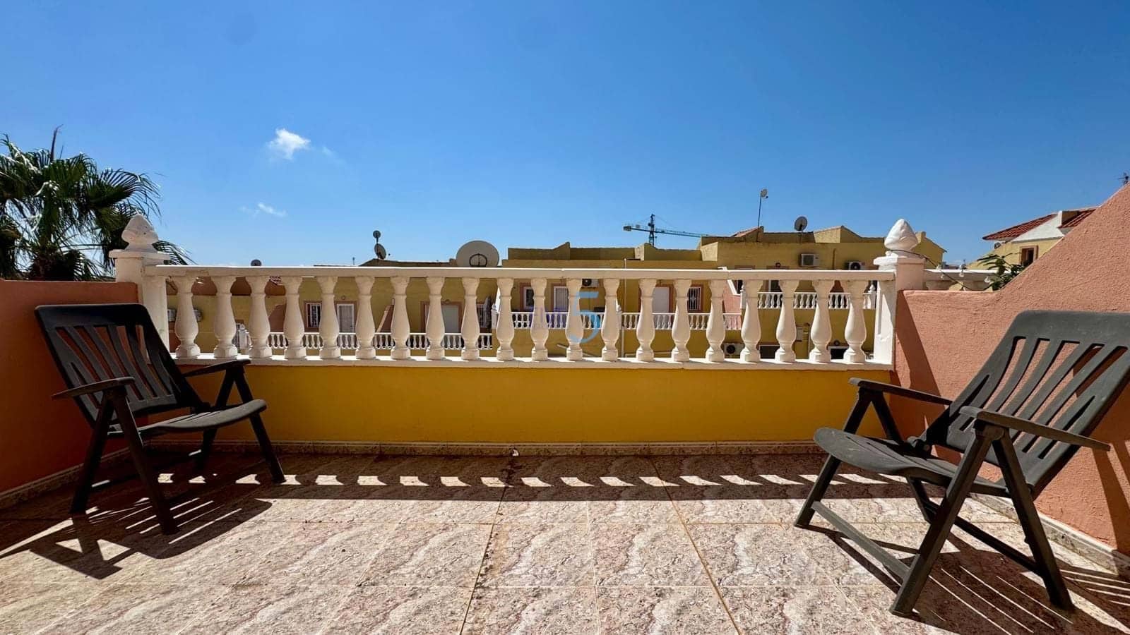 3 makuuhuone Huoneisto myytävänä paikassa Villamartin mukana uima-altaan 
autotalli - 165 000 € (Ref: 9154611)