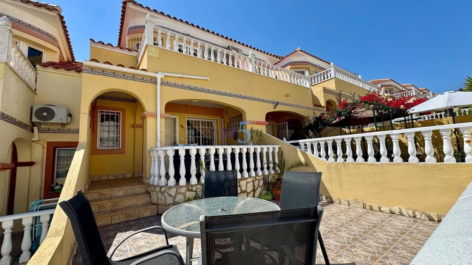 3 makuuhuone Huoneisto myytävänä paikassa Villamartin mukana uima-altaan 
autotalli - 165 000 € (Ref: 9154611)