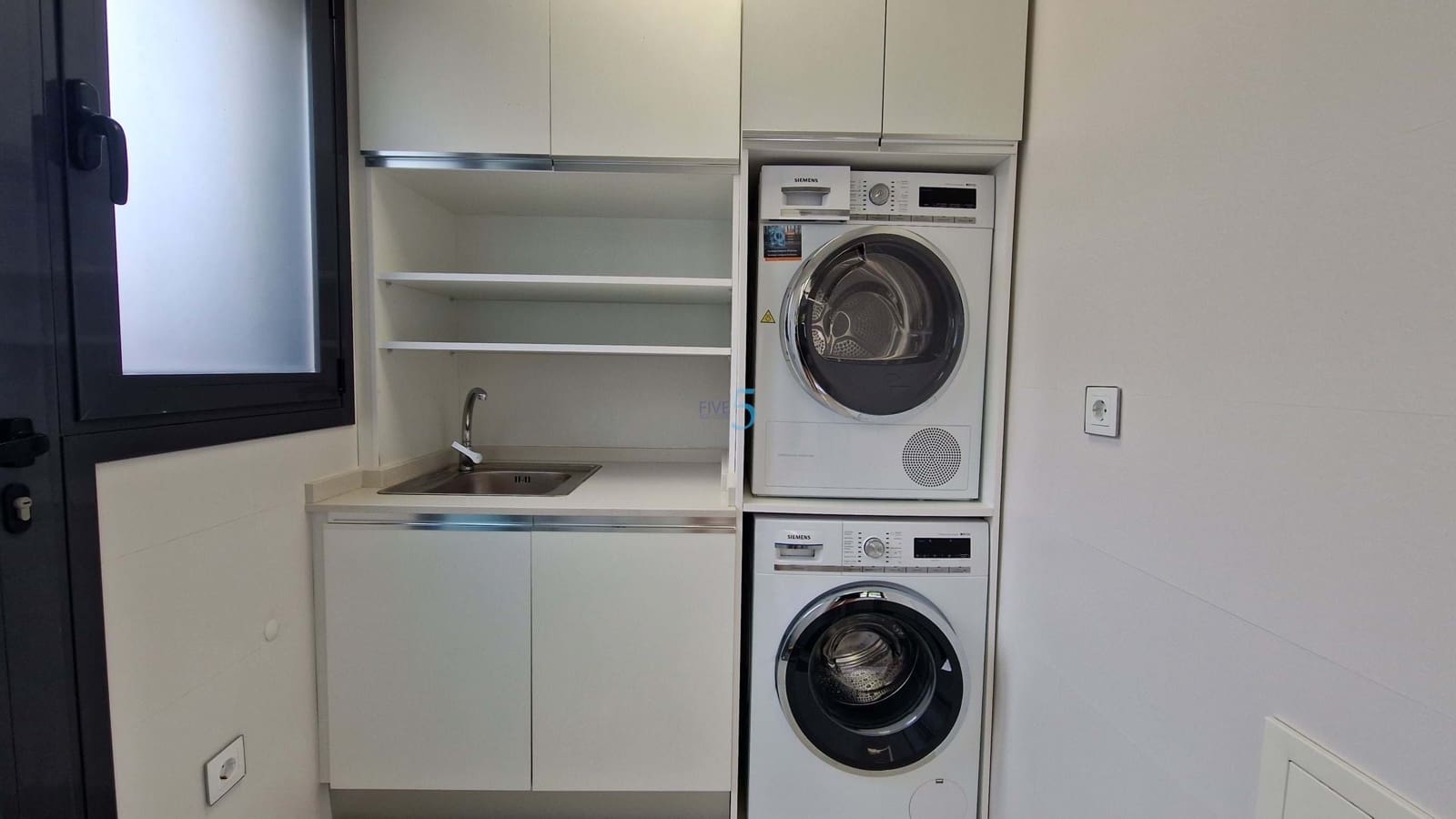 5 soverom Villa til salgs i San Miguel de Salinas med svømmebasseng - € 849 000 (Ref: 9158173)