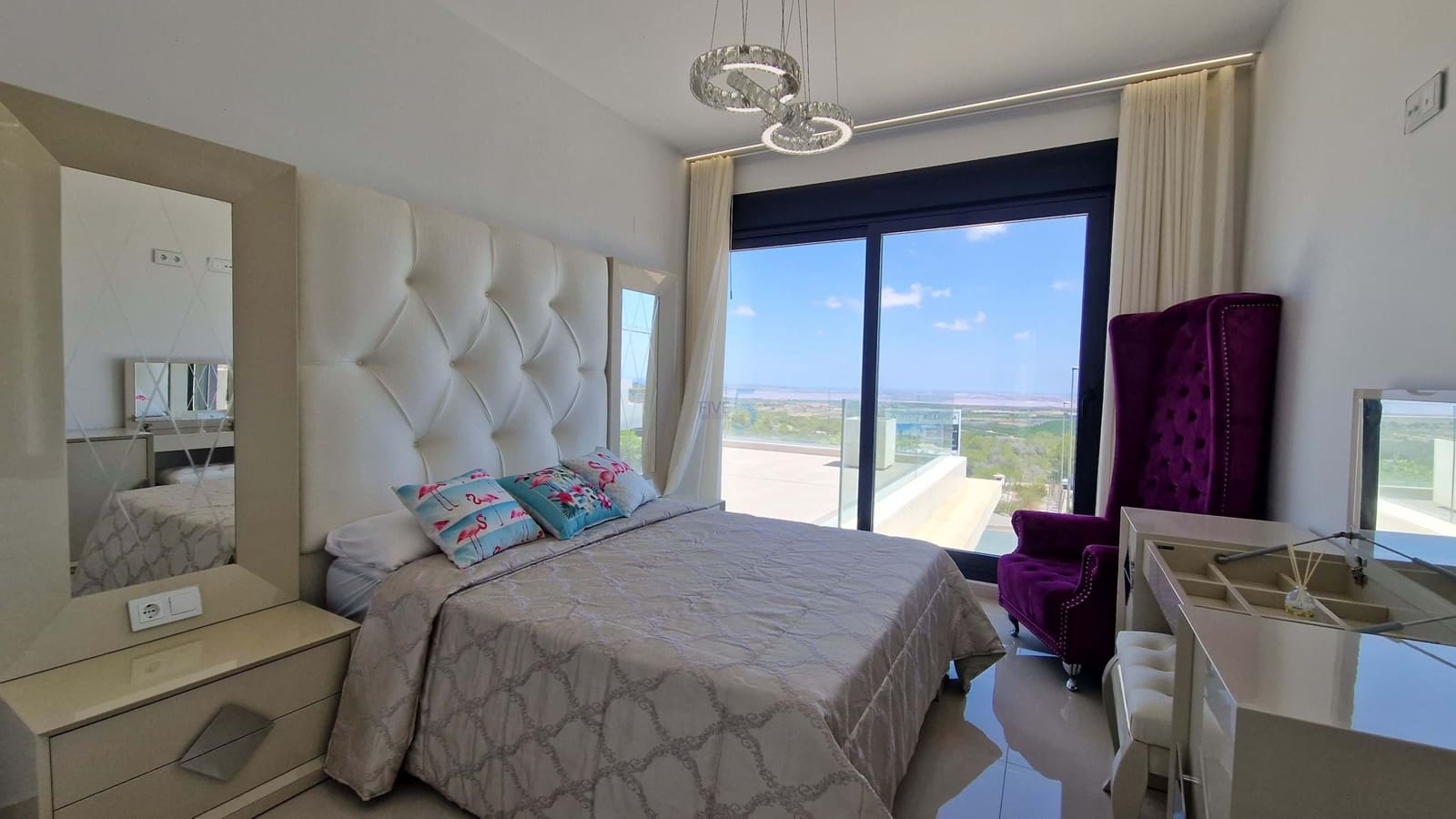 5 soverom Villa til salgs i San Miguel de Salinas med svømmebasseng - € 849 000 (Ref: 9158173)