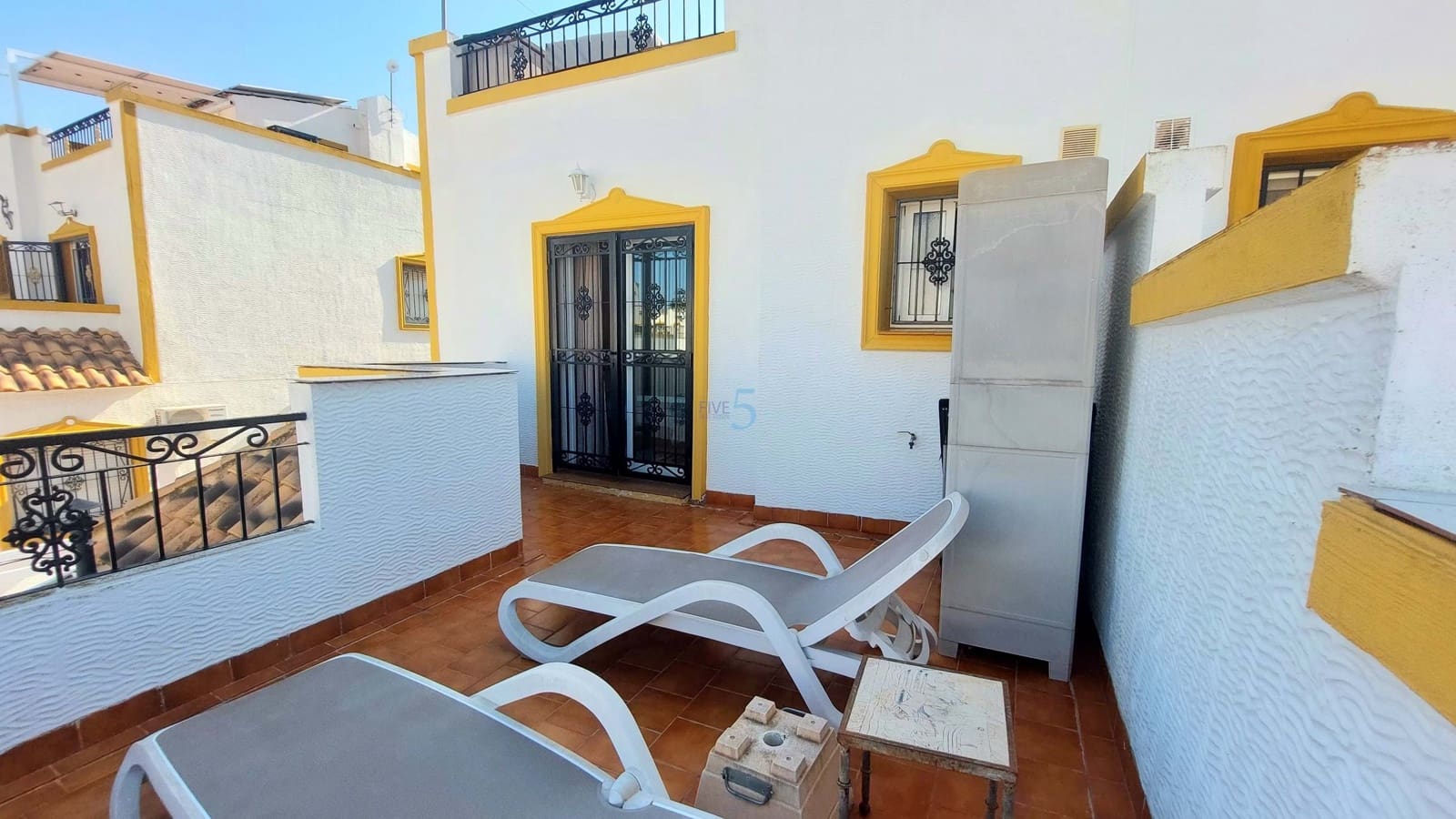 3 soveværelse Byhus til salg i Vistabella med swimmingpool - € 185.000 (Ref: 9159130)