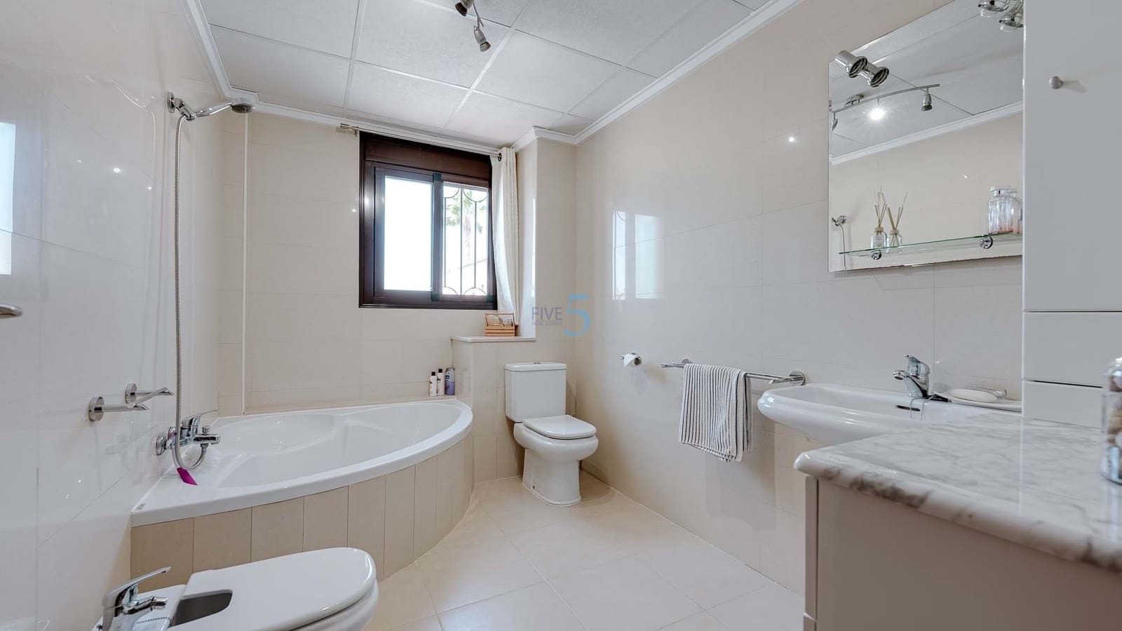 4 quarto Moradia para venda em Ciudad Quesada com piscina - 275 000 € (Ref: 9161719)