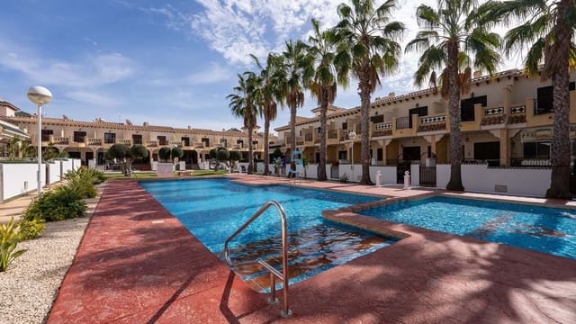 4 makuuhuone Huvila myytävänä paikassa Ciudad Quesada, Rojales mukana uima-altaan - 275 000 € (Ref: 9161719)