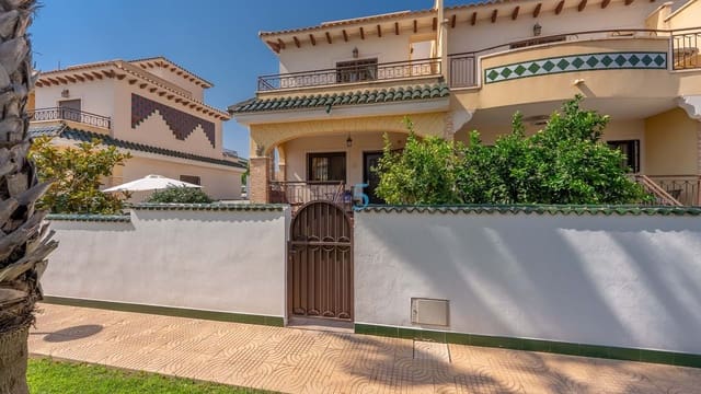 4 makuuhuone Huvila myytävänä paikassa Ciudad Quesada, Rojales mukana uima-altaan - 275 000 € (Ref: 9161719)