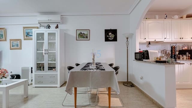 3 soveværelse Byhus til salg i Daya Nueva med swimmingpool - € 180.000 (Ref: 9161791)