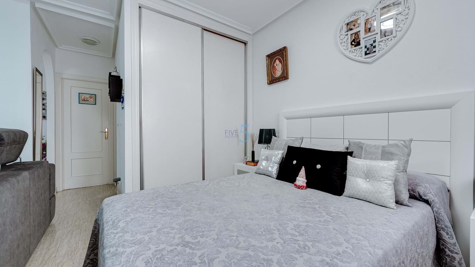 3 soveværelse Byhus til salg i Daya Nueva med swimmingpool - € 180.000 (Ref: 9161791)