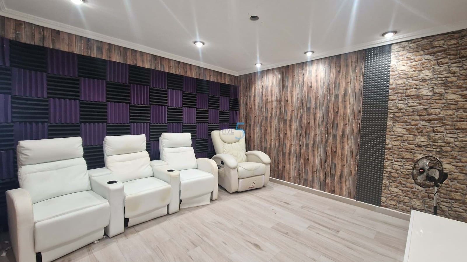 5 chambre Villa/Maison à vendre à Torrevieja avec piscine - 689 000 € (Ref: 9161792)