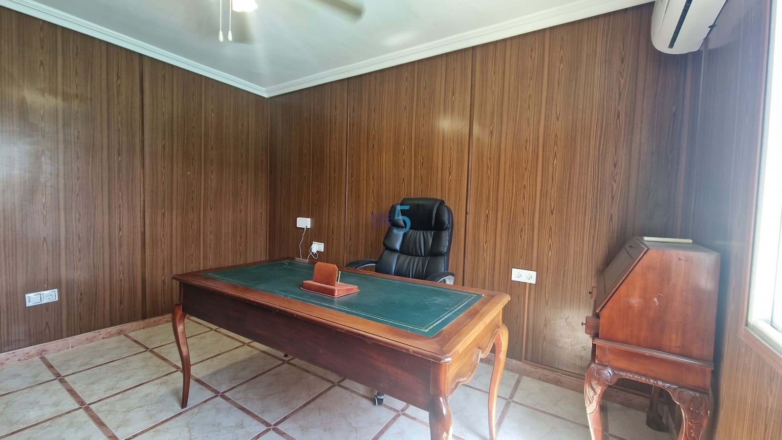 5 chambre Villa/Maison à vendre à Torrevieja avec piscine - 689 000 € (Ref: 9161792)