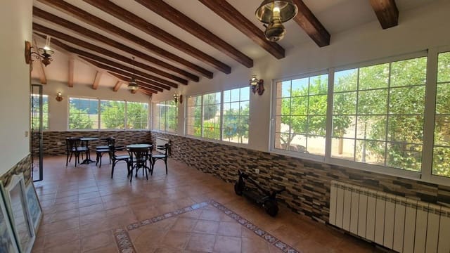 5 chambre Villa/Maison à vendre à Torrevieja avec piscine - 689 000 € (Ref: 9161792)