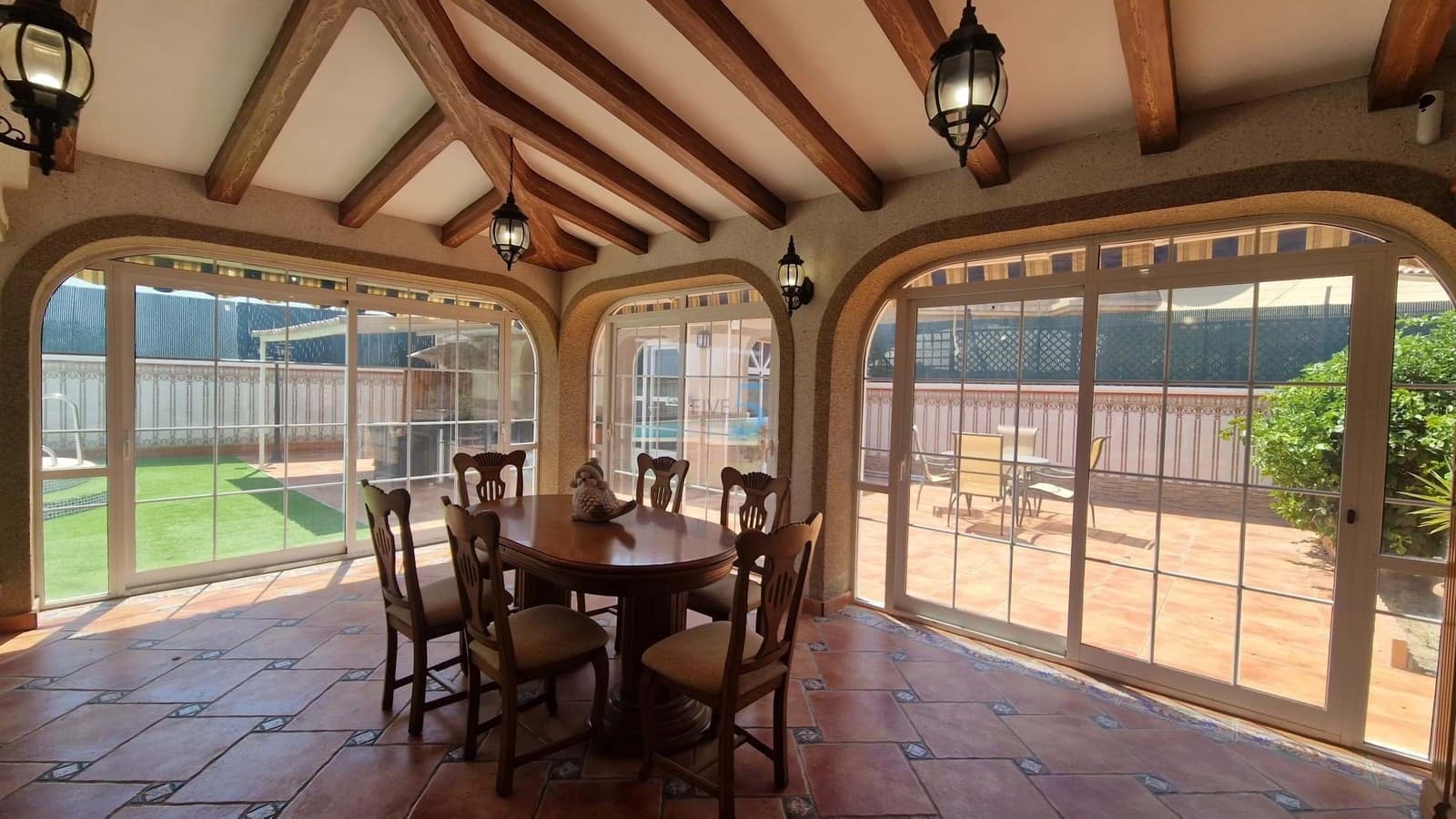 5 chambre Villa/Maison à vendre à Torrevieja avec piscine - 689 000 € (Ref: 9161792)