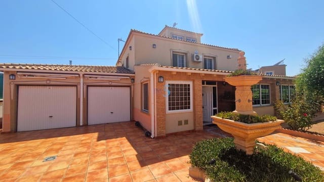 5 chambre Villa/Maison à vendre à Torrevieja avec piscine - 689 000 € (Ref: 9161792)
