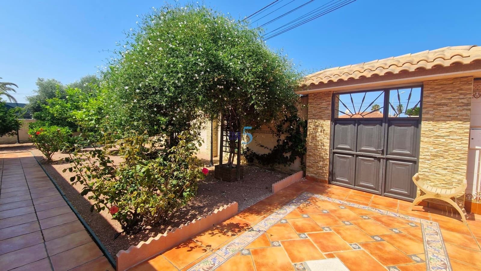 5 chambre Villa/Maison à vendre à Torrevieja avec piscine - 689 000 € (Ref: 9161792)