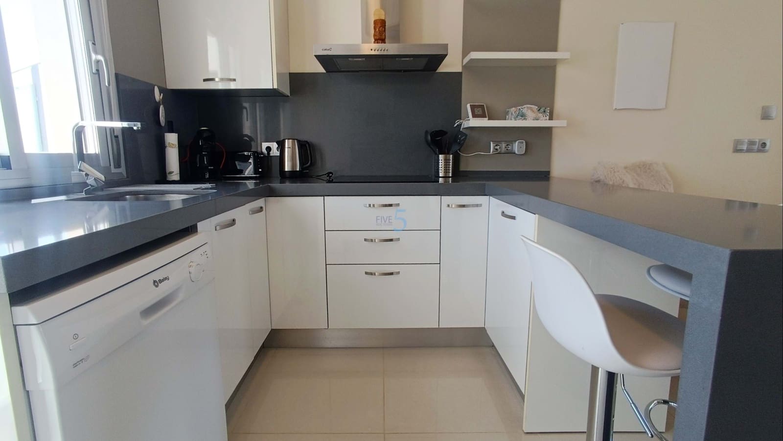 2 makuuhuone Huoneisto myytävänä paikassa Ciudad Quesada mukana uima-altaan 
autotalli - 219 995 € (Ref: 9163235)