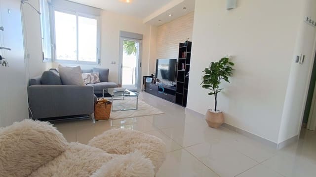 2 chambre Appartement à vendre à Ciudad Quesada, Rojales avec piscine garage - 219 995 € (Ref: 9163235)