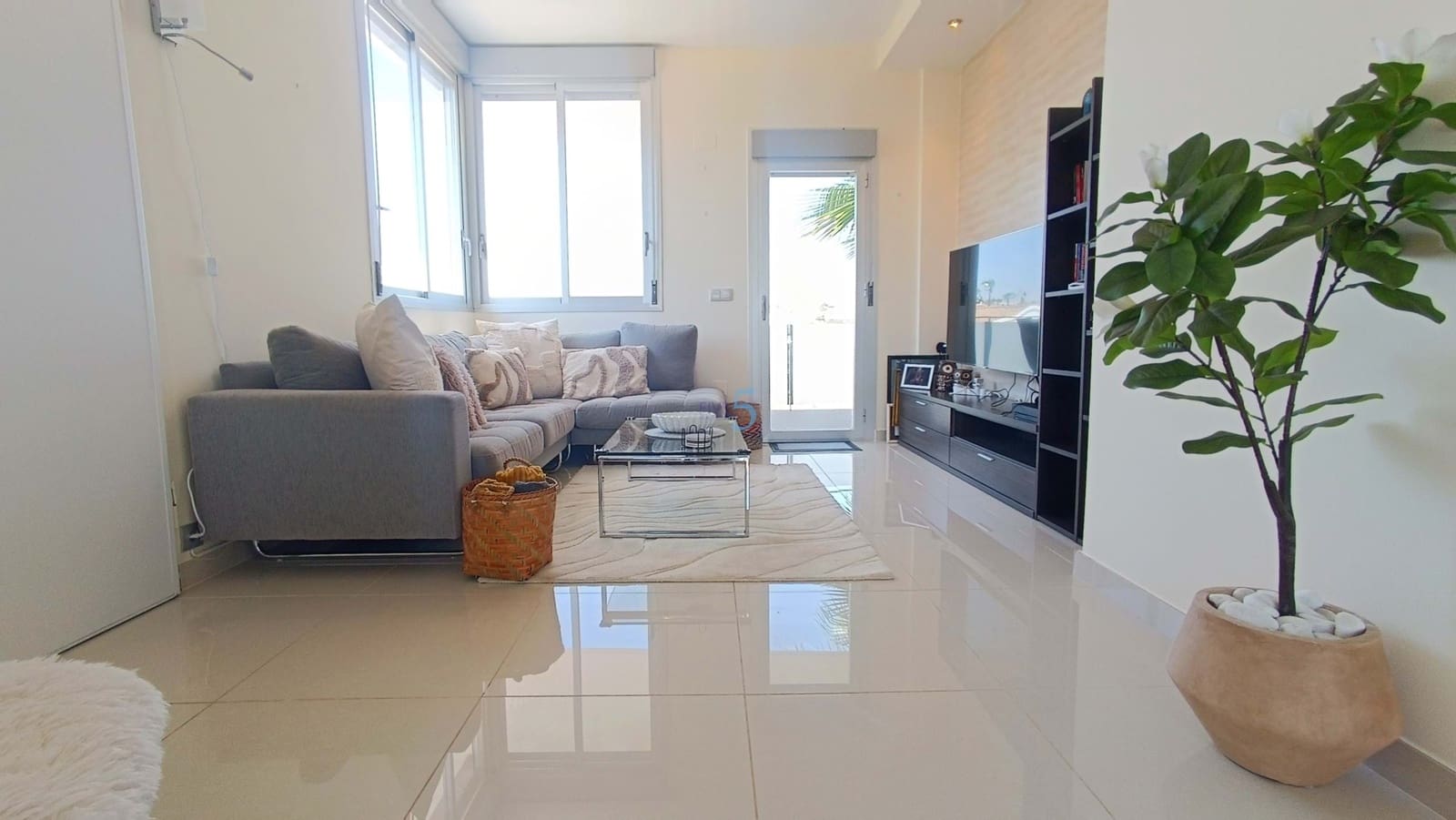 2 makuuhuone Huoneisto myytävänä paikassa Ciudad Quesada mukana uima-altaan 
autotalli - 219 995 € (Ref: 9163235)