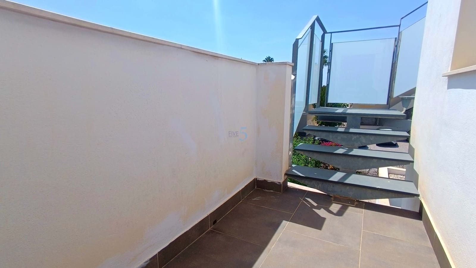 2 makuuhuone Huoneisto myytävänä paikassa Ciudad Quesada mukana uima-altaan 
autotalli - 219 995 € (Ref: 9163235)