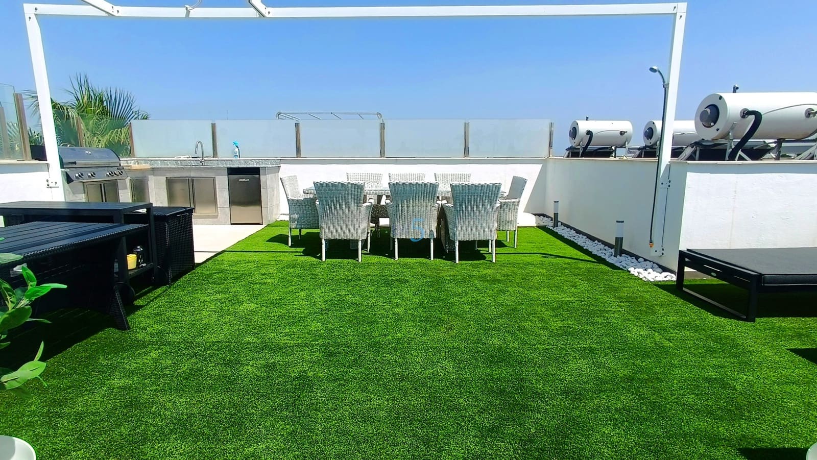 2 makuuhuone Huoneisto myytävänä paikassa Ciudad Quesada mukana uima-altaan 
autotalli - 219 995 € (Ref: 9163235)