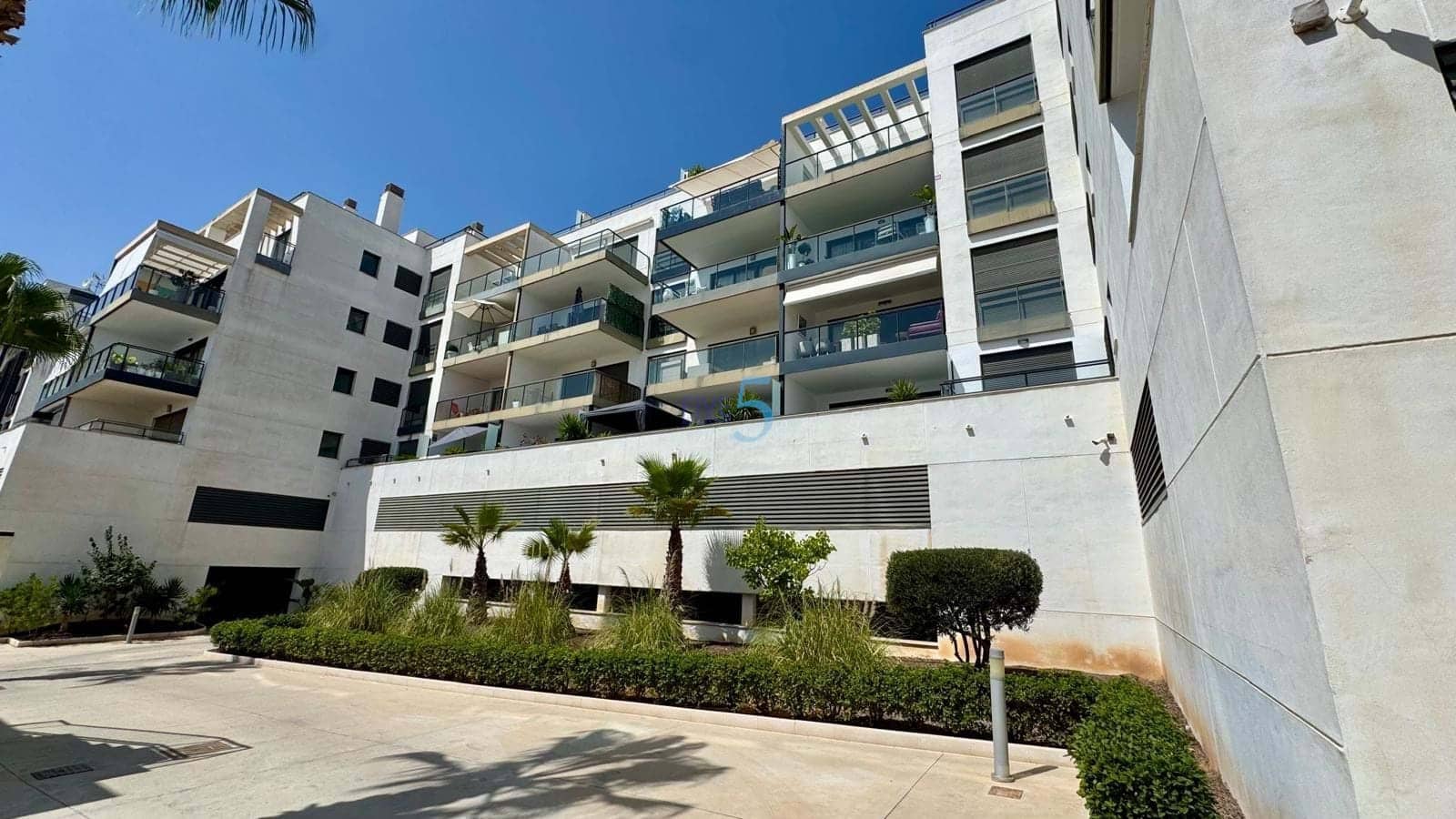 2 bedroom Apartment for sale in Campoamor with pool garage - € 189,999 (Ref: 9164551)