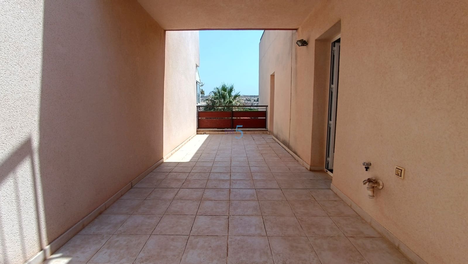 3 makuuhuone Huvila myytävänä paikassa San Fulgencio mukana 
autotalli - 225 000 € (Ref: 9170658)