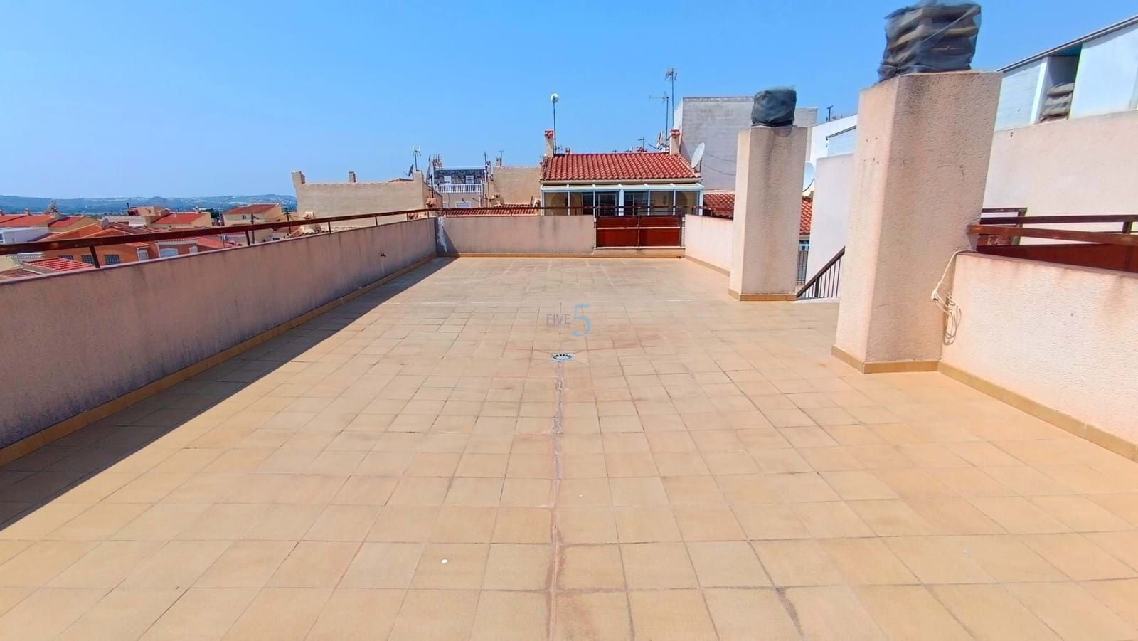 3 makuuhuone Huvila myytävänä paikassa San Fulgencio mukana 
autotalli - 225 000 € (Ref: 9170658)