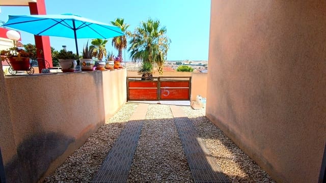 3 makuuhuone Huvila myytävänä paikassa San Fulgencio mukana 
autotalli - 225 000 € (Ref: 9170658)