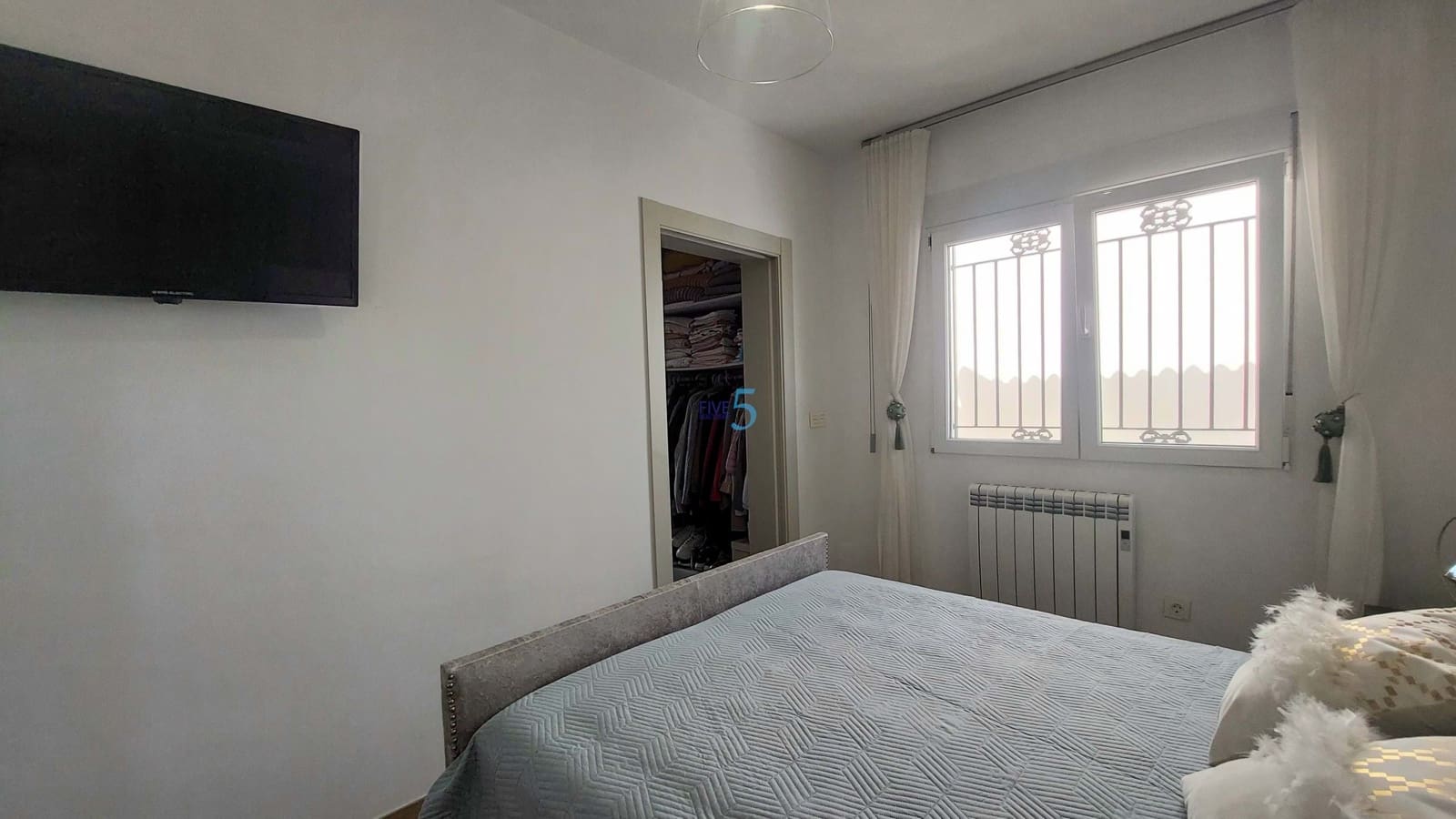 4 bedroom Villa for sale in Villamartin - € 460,000 (Ref: 9172063)