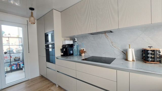 4 chambre Villa/Maison à vendre à Villamartin, Orihuela - 460 000 € (Ref: 9172063)